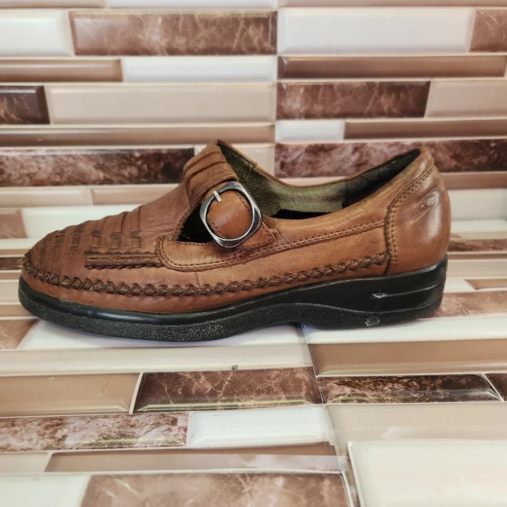 Dr. Scholls Shoes Womens 6.5 Brown Leather Loafers Adjustable Buckle - Picture 3 of 11